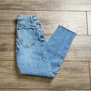 Zara 4 Destroyed Jeans